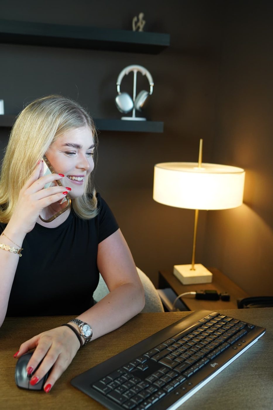 Ella – Ansprechpartnerin für PIXLIP Pop-up-Messestände in der Schweiz